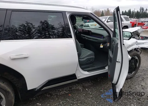 2025 Kia Ev9 Land z USA, uszkodzony, nr VIN 5XYADFS59SG001052